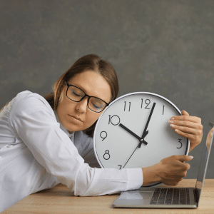 Se questionner collectivement en atelier sur l’importance du sommeil pour la santé en adoptant des habitudes de vie saines pour réveiller sa productivité.